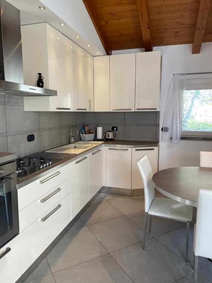 Апартаменти Casa Delle Olive 1 Oliveto Lario Екстер'єр фото